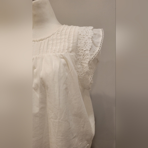 AQUA White Ruffle Pleated Delicate and Elegant Blouse size L 100% Cotton - Picture 7 of 8